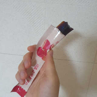 365더건강 에버뷰티 석류콜라겐 젤리 — 5점을 준 리뷰어가 2020년 8월 올린 사용 사진