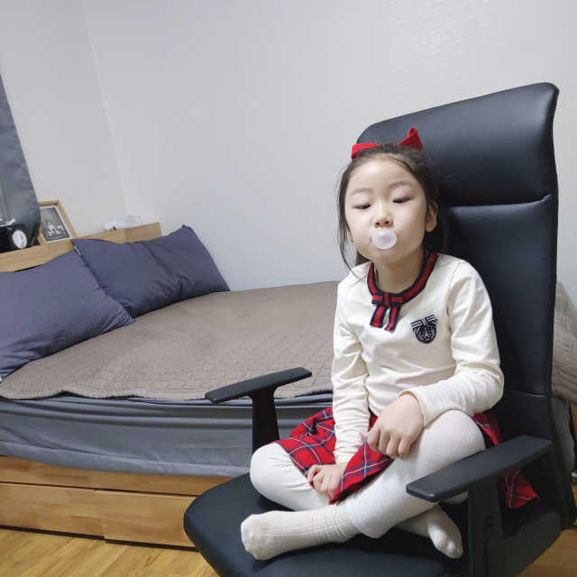 린백 LB20L 가죽 컴퓨터 책상 리뷰 사진