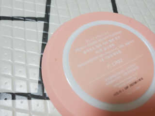 [블랙루즈] 피치 커버 벨벳 쿠션 2종 중 택1 — 5점을 준 리뷰어가 2020년 12월 올린 사용 사진