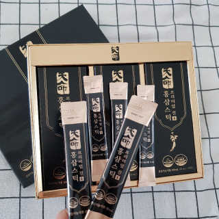 헬스업_천명진프리미엄홍삼스틱_10ml x 30포 — 5점을 준 리뷰어가 2020년 9월 올린 사용 사진