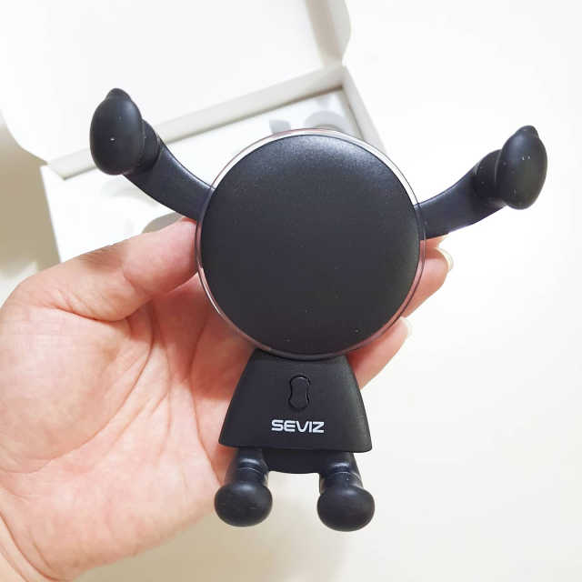 세비즈 차량용 스마트폰 무선충전기 CR1 리뷰 사진