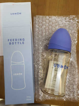 유비맘 PPSU 젖병 노꼭지_260ml_컬러 랜덤 발송 — 5점을 준 리뷰어가 2020년 8월 올린 사용 사진