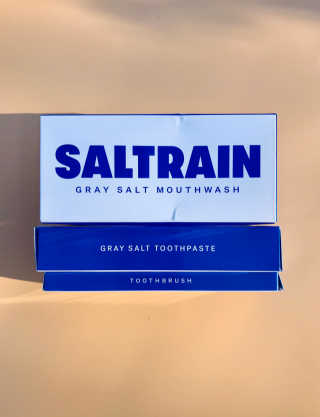 솔트레인 SALTRAIN 그레이 솔트 덴탈 케어 세트 — 5점을 준 리뷰어가 2020년 10월 올린 사용 사진