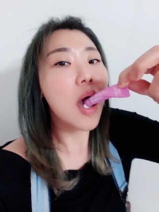 서울약사신협_내몸애뷰티저분자콜라겐_2.5g 50포 — 5점을 준 리뷰어가 2020년 4월 올린 사용 사진