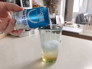 일화 아임톡 탄산수 355ml X 24캔 — 5점을 준 리뷰어가 2020년 4월 올린 사용 사진