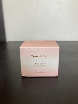 Tween.Ty Skin 트웬티스킨 리프팅 크림 프리미엄 라인 — 5점을 준 리뷰어가 2020년 10월 올린 사용 사진