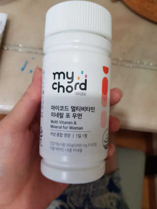 JW중외제약 마이코드 멀티비타민미네랄 포 우먼 — 5점을 준 리뷰어가 2020년 7월 올린 사용 사진