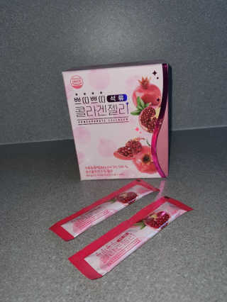 헬스업_쁘띠쁘띠석류콜라겐젤리_20g x 14포 — 5점을 준 리뷰어가 2020년 11월 올린 사용 사진