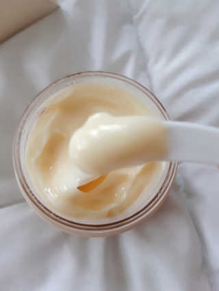 어글리프루프 크림 바이어글리 하이드레이션 샤워 50ml — 5점을 준 리뷰어가 2020년 10월 올린 사용 사진