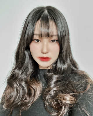 [블랙루즈] 펄블리 아이 글리터 유니버스 2종 — 4점을 준 리뷰어가 2020년 11월 올린 사용 사진