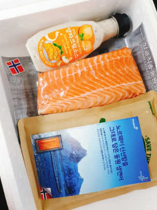 동원산업 항공직송 동원생연어_400g — 5점을 준 리뷰어가 2020년 4월 올린 사용 사진