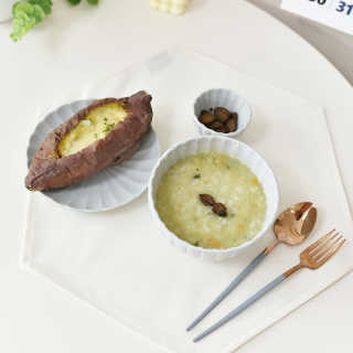 바다는다웰빙이다 완도사랑 전복죽 250g - 2팩 + 전복장조림 2팩 — 5점을 준 리뷰어가 2020년 8월 올린 사용 사진
