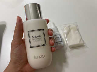 뷰니오 더마플러스 카밍 에멀전200ml — 5점을 준 리뷰어가 2020년 12월 올린 사용 사진