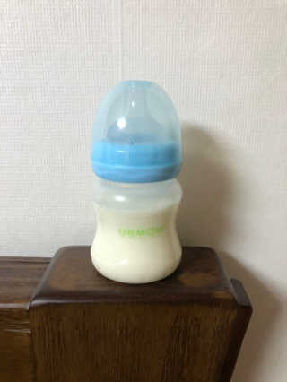 유비맘 신생아젖병 120ml 트리플팩_ 젖꼭지 포함 — 5점을 준 리뷰어가 2020년 8월 올린 사용 사진