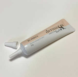 derma SC-Gel 더마에스씨 겔 20g — 5점을 준 리뷰어가 2020년 5월 올린 사용 사진