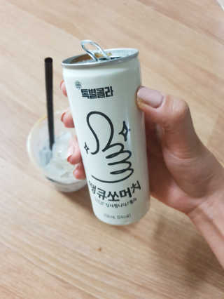 일화 No 슈가0Kcal 스테비아 톡별콜라 콤보팩 250mlX30 캔 — 3점을 준 리뷰어가 2020년 7월 올린 사용 사진