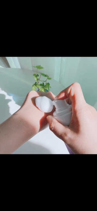 웰리카_V CARE 웰리카 락토 리프레싱 이너클렌저 — 5점을 준 리뷰어가 2020년 11월 올린 사용 사진