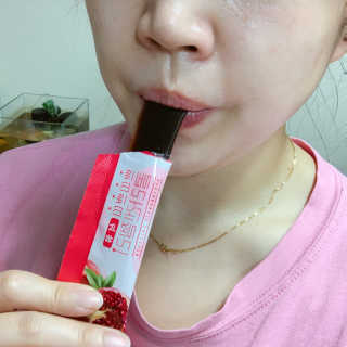 헬스업_쁘띠쁘띠석류콜라겐젤리_20g x 14포 — 5점을 준 리뷰어가 2020년 9월 올린 사용 사진