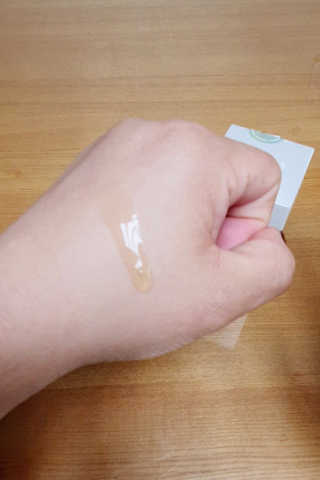 미구하라 프리미엄 울트라 화이트닝 퍼펙트 앰플 오리진  20ml — 5점을 준 리뷰어가 2020년 4월 올린 사용 사진