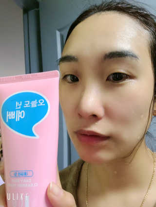 IO 아이오 오늘도 넌 예뻐 - 데일리딥 클렌징폼 — 5점을 준 리뷰어가 2020년 12월 올린 사용 사진