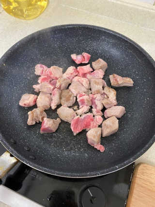 선진포크한돈 간편한돈 큐브목심 스테이크 — 5점을 준 리뷰어가 2020년 11월 올린 사용 사진