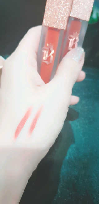 [블랙루즈] 에어 핏 벨벳틴트7 택1+랜덤1 — 5점을 준 리뷰어가 2020년 11월 올린 사용 사진