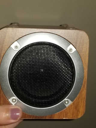 SEVIZ MINI10W 레트로 블루투스 스피커 — 5점을 준 리뷰어가 2020년 8월 올린 사용 사진