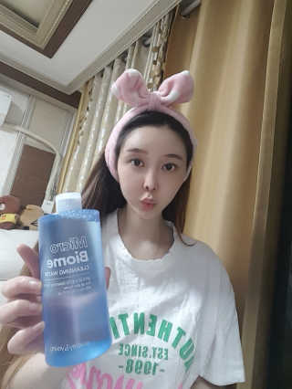 오드리앤영 마이크로바이옴 클렌징 워터 400ml — 5점을 준 리뷰어가 2020년 11월 올린 사용 사진