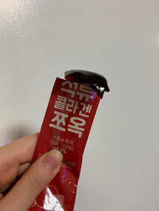 조은약초 석류콜라겐 석류즙 석류쪼옥 젤리 스틱 15포 x 20g — 5점을 준 리뷰어가 2020년 9월 올린 사용 사진
