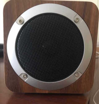SEVIZ MINI10W 레트로 블루투스 스피커 — 5점을 준 리뷰어가 2020년 8월 올린 사용 사진