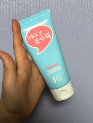 IO 아이오 오늘도 넌 순수해 - 약산성 클렌징폼 — 5점을 준 리뷰어가 2020년 12월 올린 사용 사진