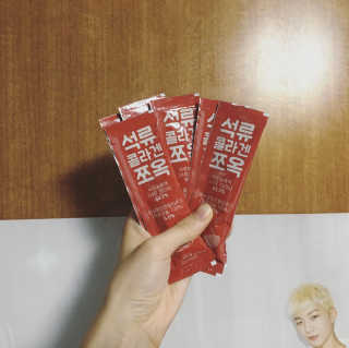 조은약초 석류콜라겐 석류즙 석류쪼옥 젤리 스틱 15포 x 20g — 4점을 준 리뷰어가 2020년 7월 올린 사용 사진