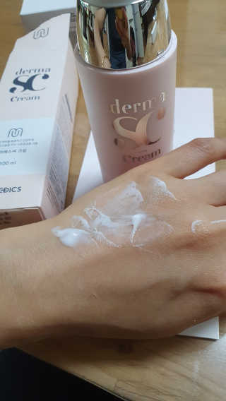 derma SC-Cream 더마에스씨 크림 100ml — 5점을 준 리뷰어가 2020년 4월 올린 사용 사진