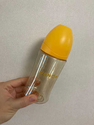 유비맘 PPSU 젖병 노꼭지_260ml_컬러 랜덤 발송 — 5점을 준 리뷰어가 2020년 8월 올린 사용 사진
