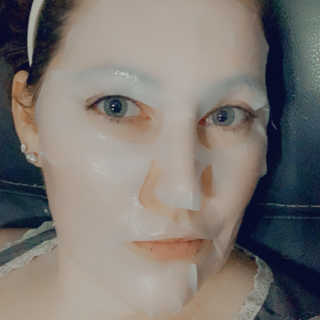 마더메이드 [마더 메이드] 비타 래디언스 부스팅 바이오 젤 마스크 E — 1점을 준 리뷰어가 2020년 12월 올린 사용 사진