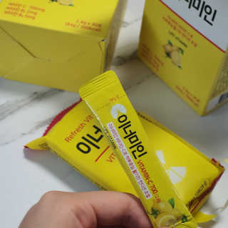이너미인 VITAMIN-C 700 — 5점을 준 리뷰어가 2020년 8월 올린 사용 사진