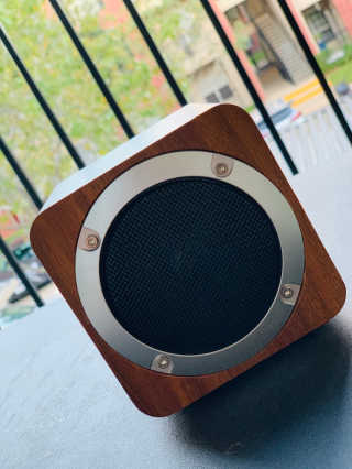 SEVIZ MINI10W 레트로 블루투스 스피커 — 5점을 준 리뷰어가 2020년 10월 올린 사용 사진