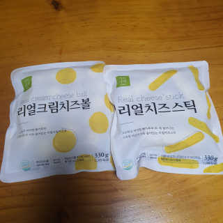 가치식탁 리얼치즈스틱, 리얼크림치즈볼 — 4점을 준 리뷰어가 2020년 10월 올린 사용 사진