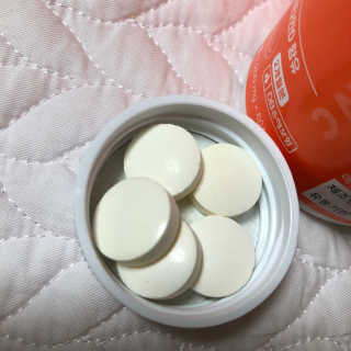서울약사신협_비타민C플러스_1,200mg x 60정 — 4점을 준 리뷰어가 2020년 11월 올린 사용 사진