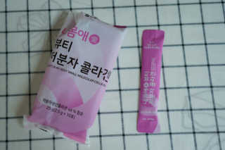서울약사신협_내몸애뷰티저분자콜라겐_2.5g 50포 — 4점을 준 리뷰어가 2020년 4월 올린 사용 사진