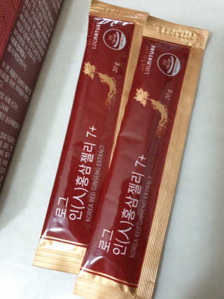 로그네이처 로그 인 홍삼젤리 7+ — 4점을 준 리뷰어가 2020년 7월 올린 사용 사진