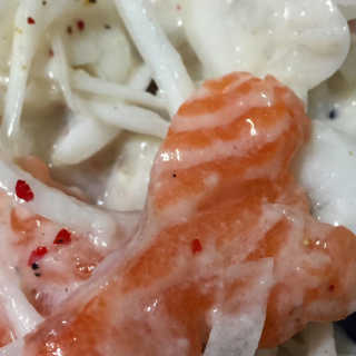 동원산업 항공직송 동원생연어_400g — 5점을 준 리뷰어가 2020년 4월 올린 사용 사진