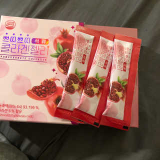 헬스업_쁘띠쁘띠석류콜라겐젤리_20g x 14포 — 3점을 준 리뷰어가 2020년 11월 올린 사용 사진