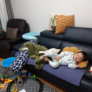 유비맘 트라이탄 코니빨대컵_컬러 랜덤 발송 — 5점을 준 리뷰어가 2020년 6월 올린 사용 사진