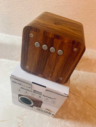 SEVIZ MINI10W 레트로 블루투스 스피커 — 5점을 준 리뷰어가 2020년 9월 올린 사용 사진