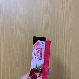 헬스업_쁘띠쁘띠석류콜라겐젤리_20g x 14포 — 5점을 준 리뷰어가 2020년 11월 올린 사용 사진