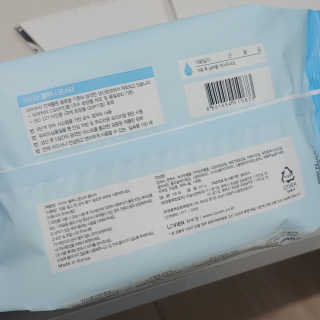 아이수 블루니 몬스터 아기 물티슈 — 5점을 준 리뷰어가 2020년 11월 올린 사용 사진