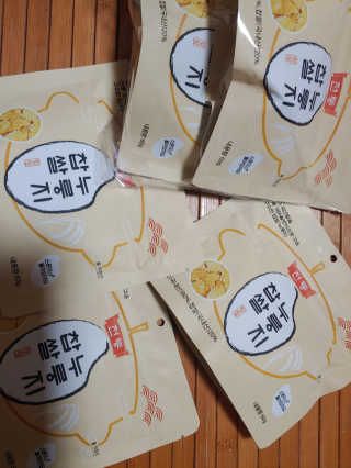 [꾸콤] 참참 전통 찹쌀 누룽지 일주일세트 60g x 5 — 5점을 준 리뷰어가 2020년 10월 올린 사용 사진