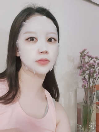 바이오믹 BIOMEEK SENSIMETIC SOOTHING MASK.S — 5점을 준 리뷰어가 2020년 6월 올린 사용 사진