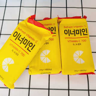 이너미인 VITAMIN-C 700 — 5점을 준 리뷰어가 2020년 8월 올린 사용 사진